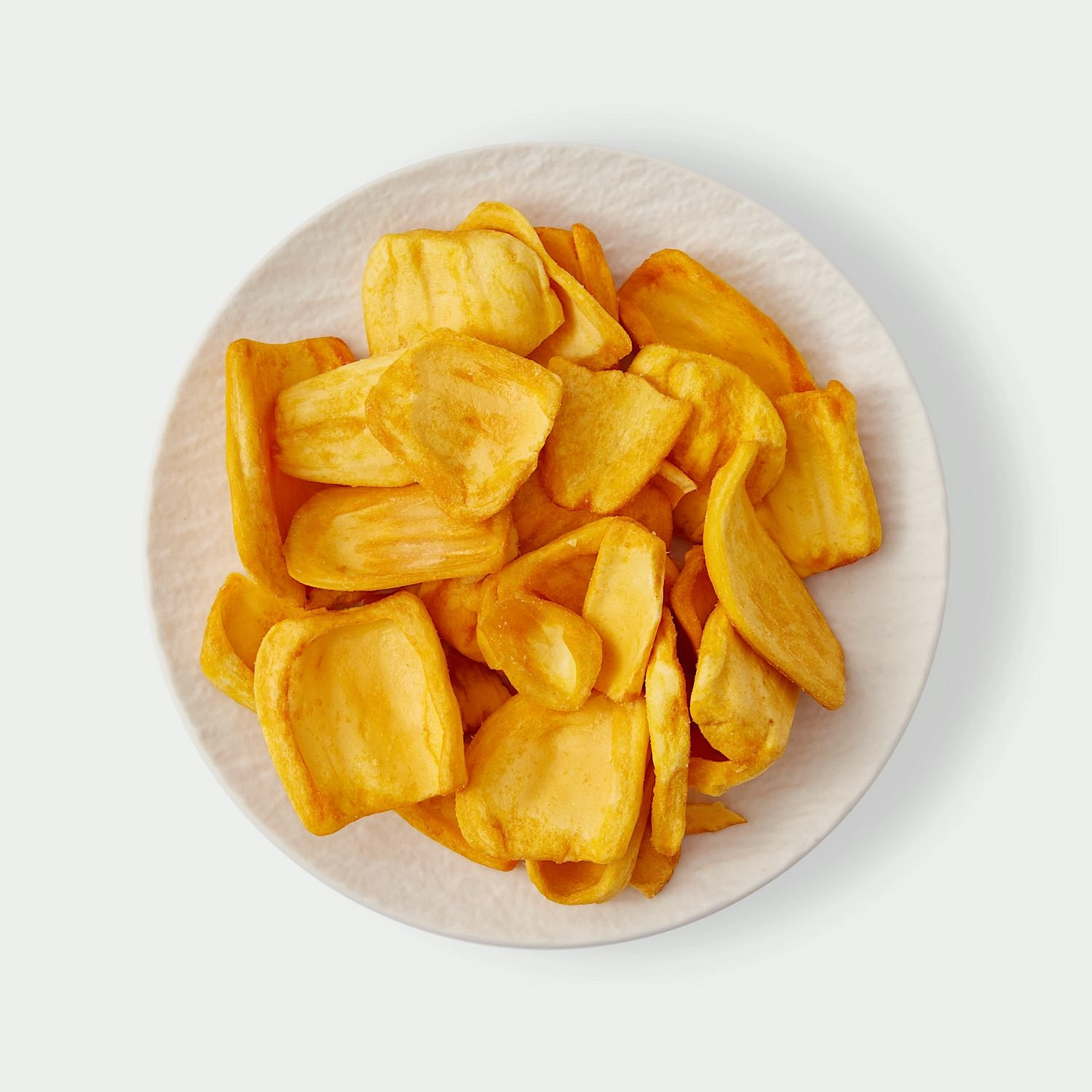 Freeze-dried jackfruit pieces